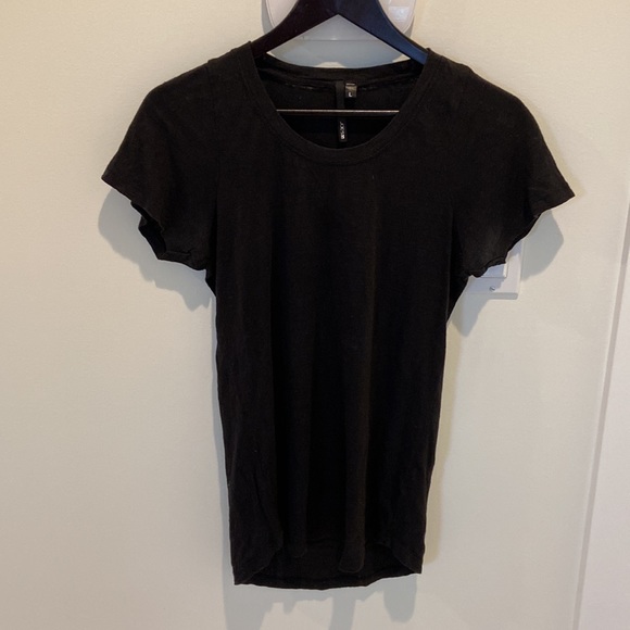 Joe Jeans Linen essential black tee, set of two great condition. Size Medium fit - Picture 6 of 8